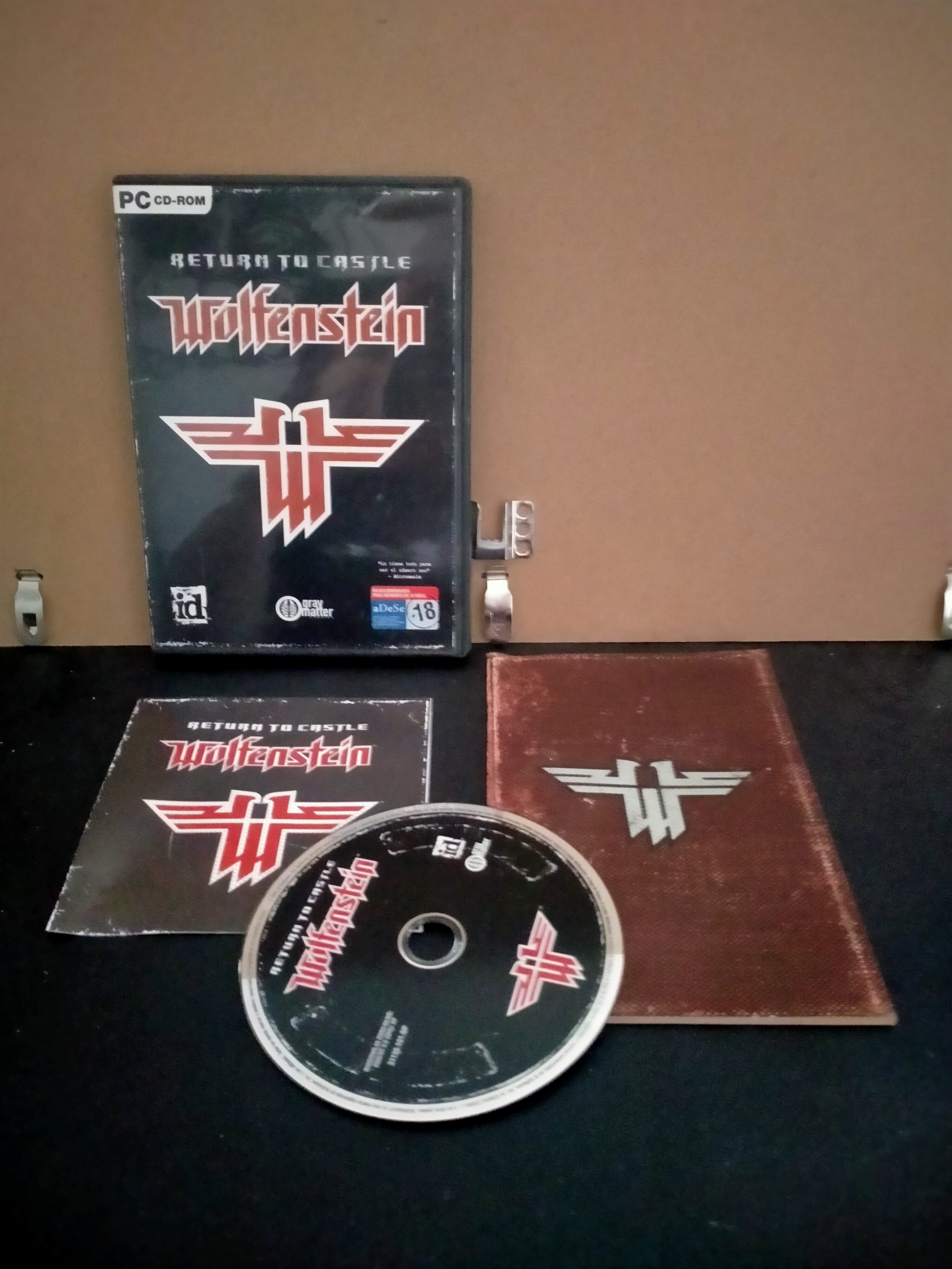 Edición física de Return to Castle Wolfenstein