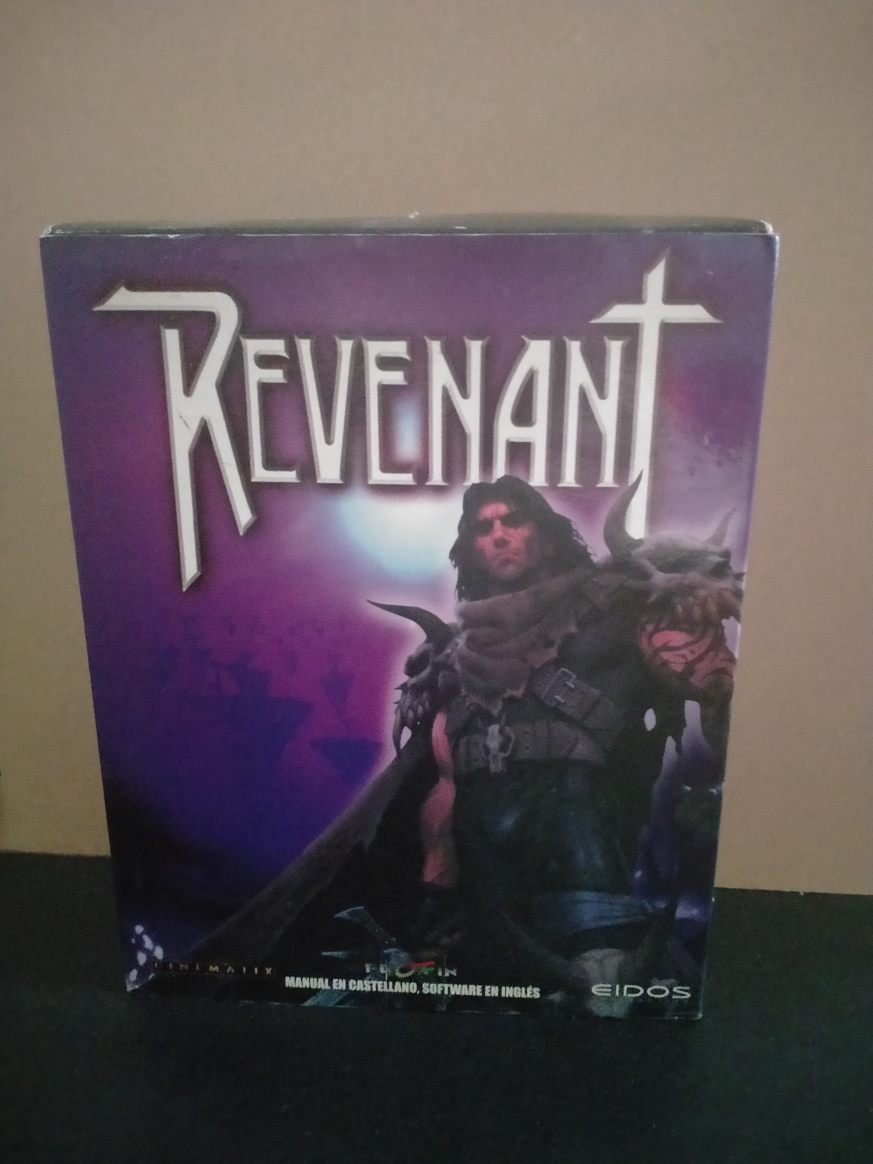 Edición física de Revenant