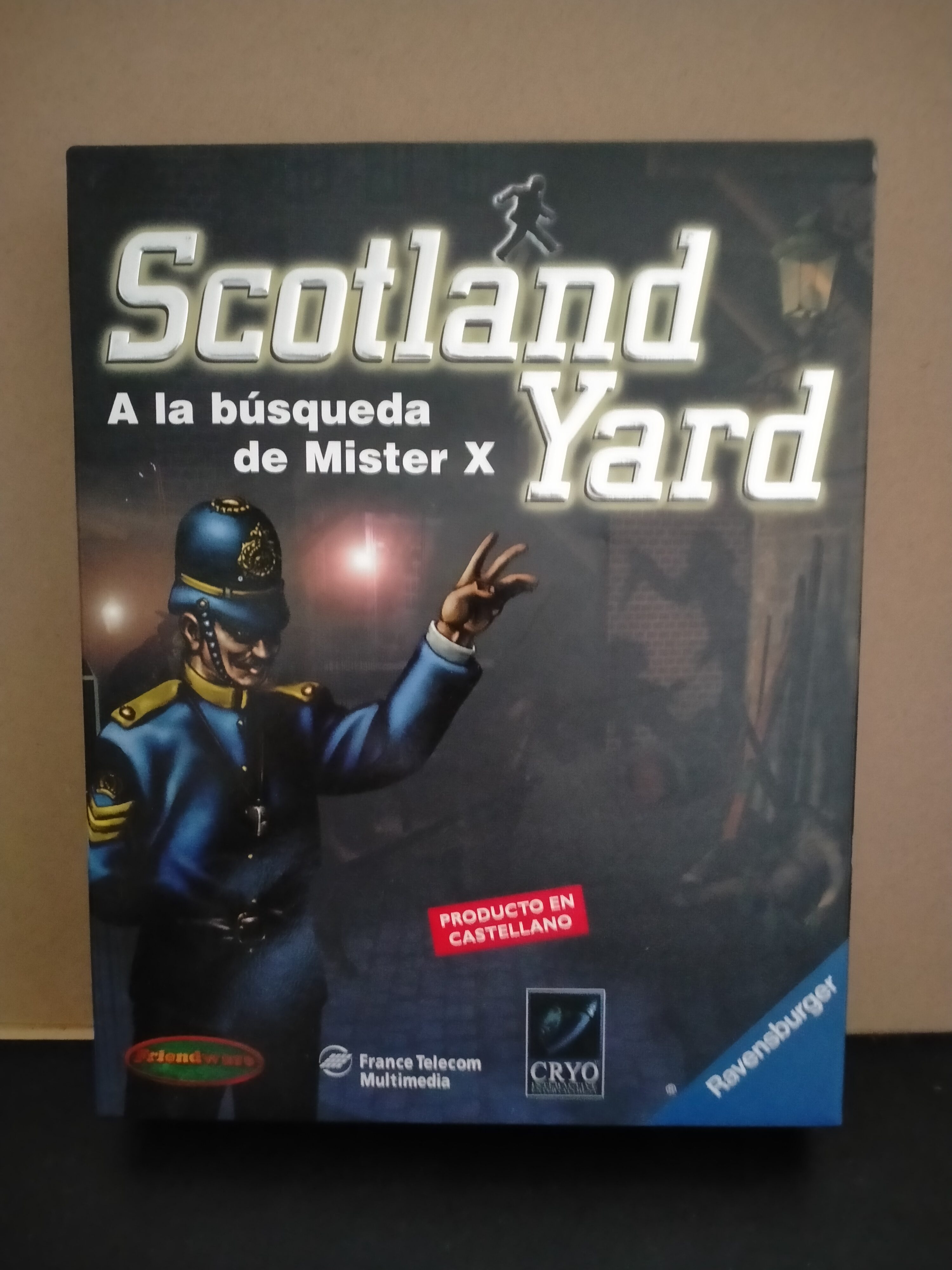 Edición física de Scotland Yard: A la Búsqueda de Mister X