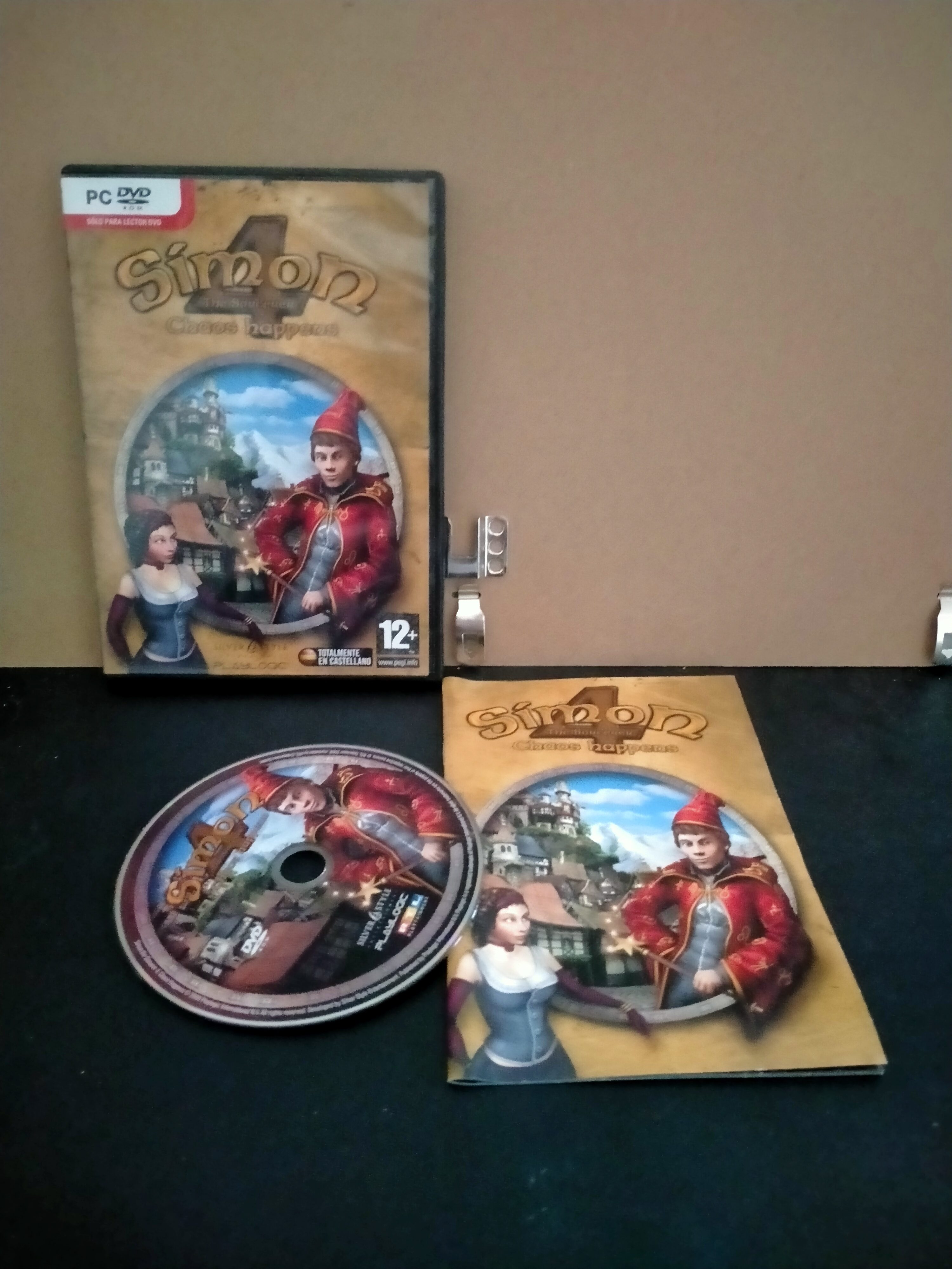 Edición física de Simon the Sorcerer 4: Chaos Happens