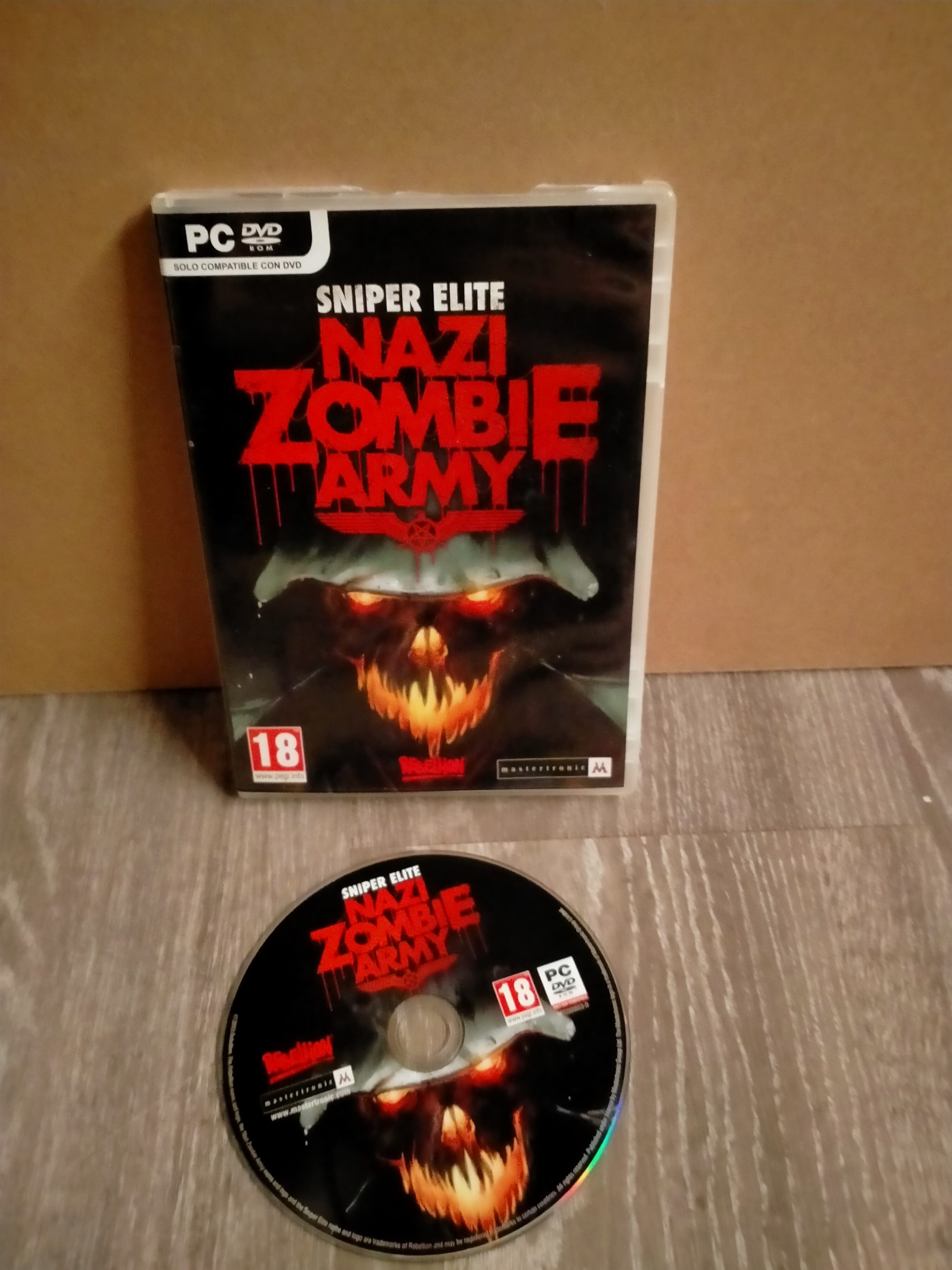 Edición física de Sniper Elite: Nazi Zombie Army