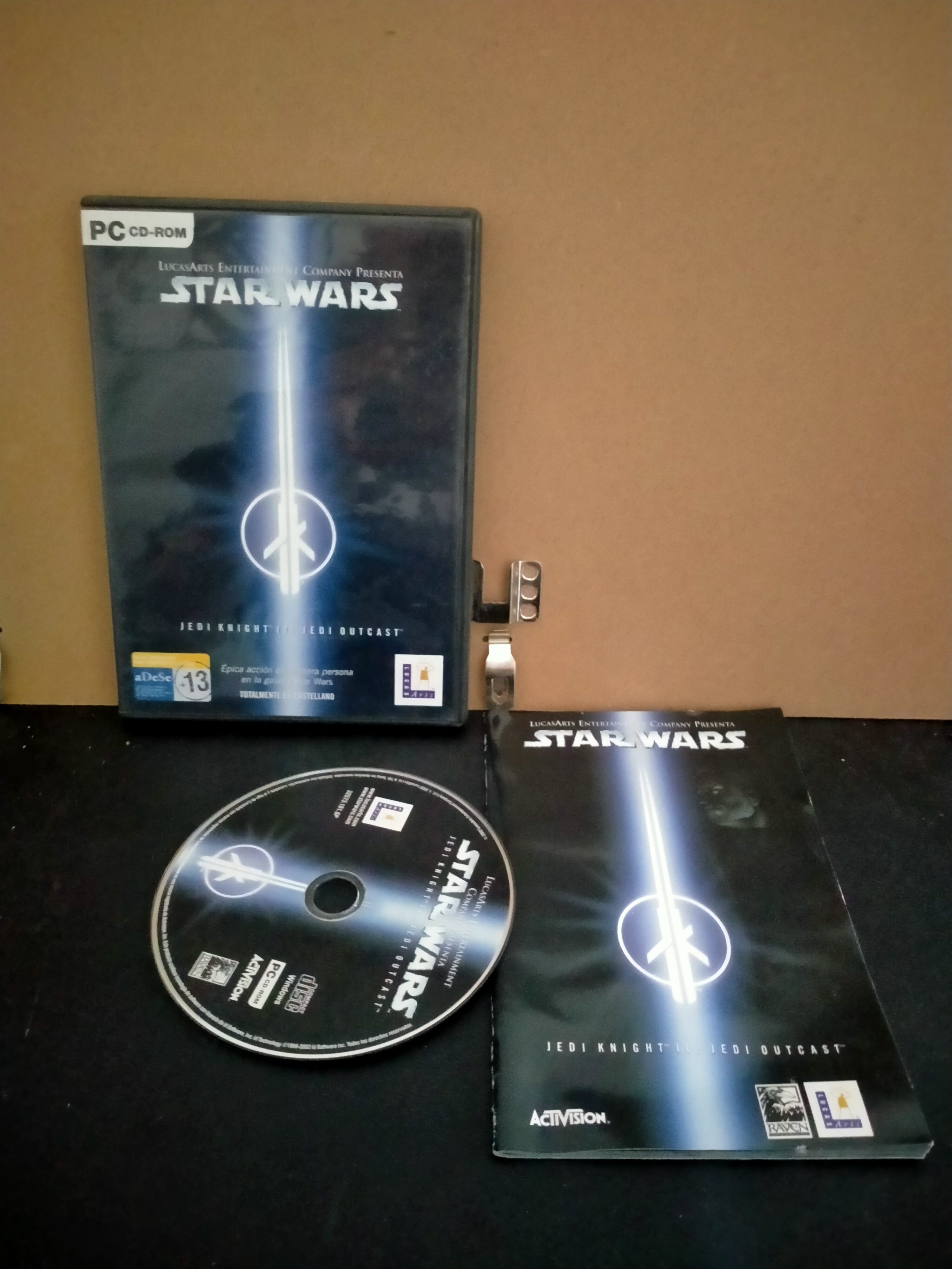 Edición física de Star Wars Jedi Knight II: Jedi Outcast