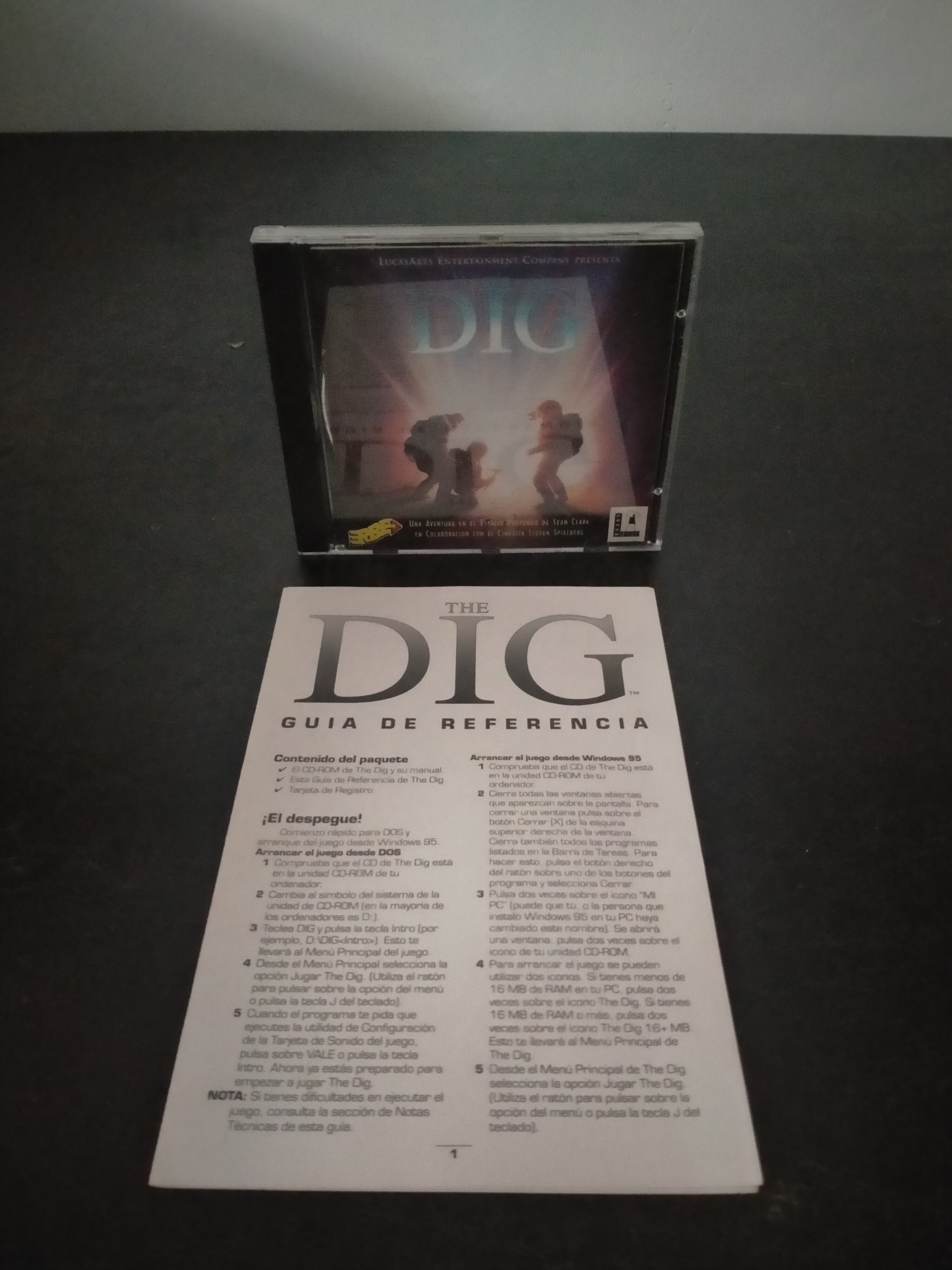 Portada de The Dig, formato Jewel Case, para MS-DOS, Windows 95