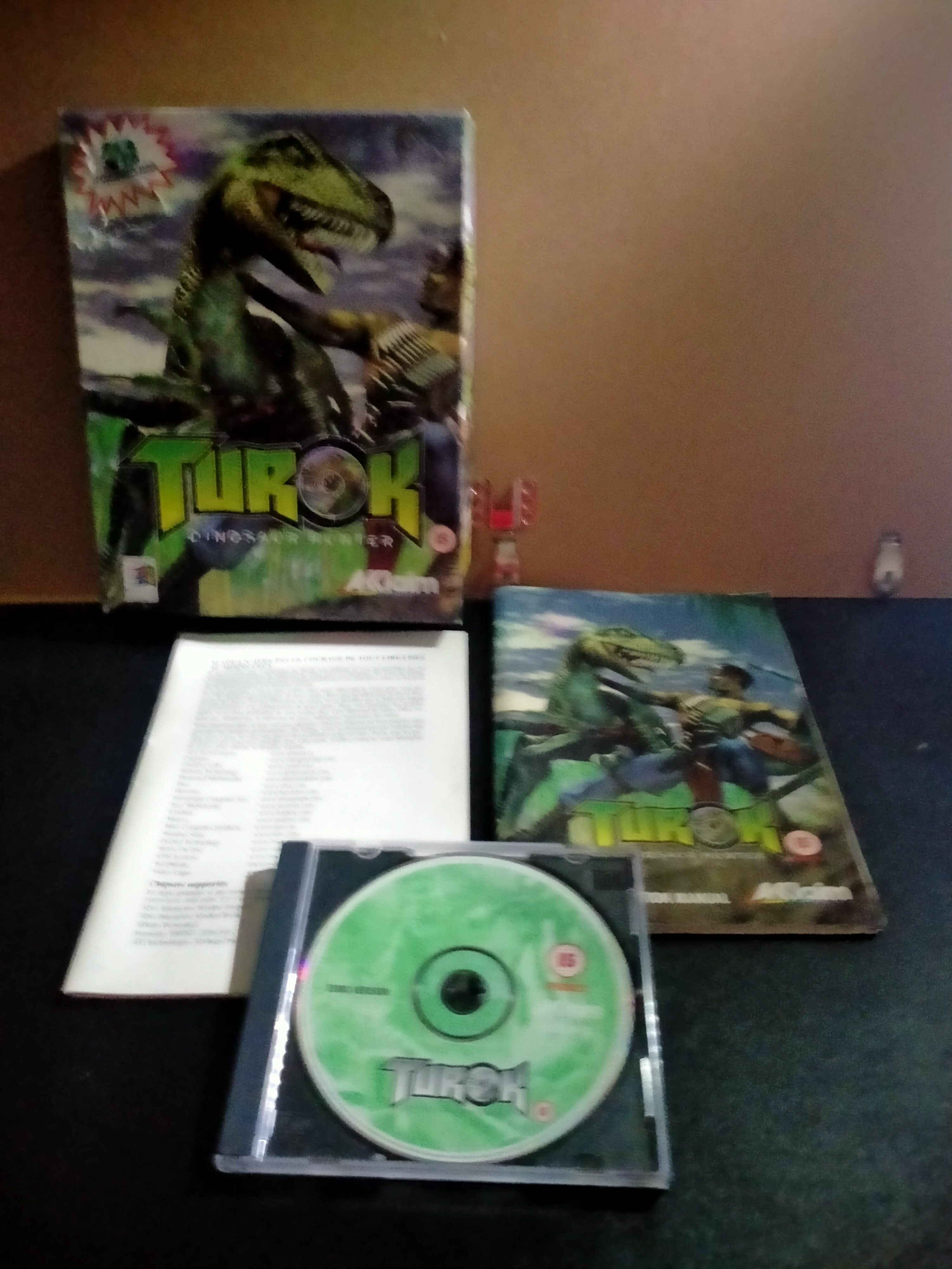 Edición física de Turok: Dinosaur Hunter