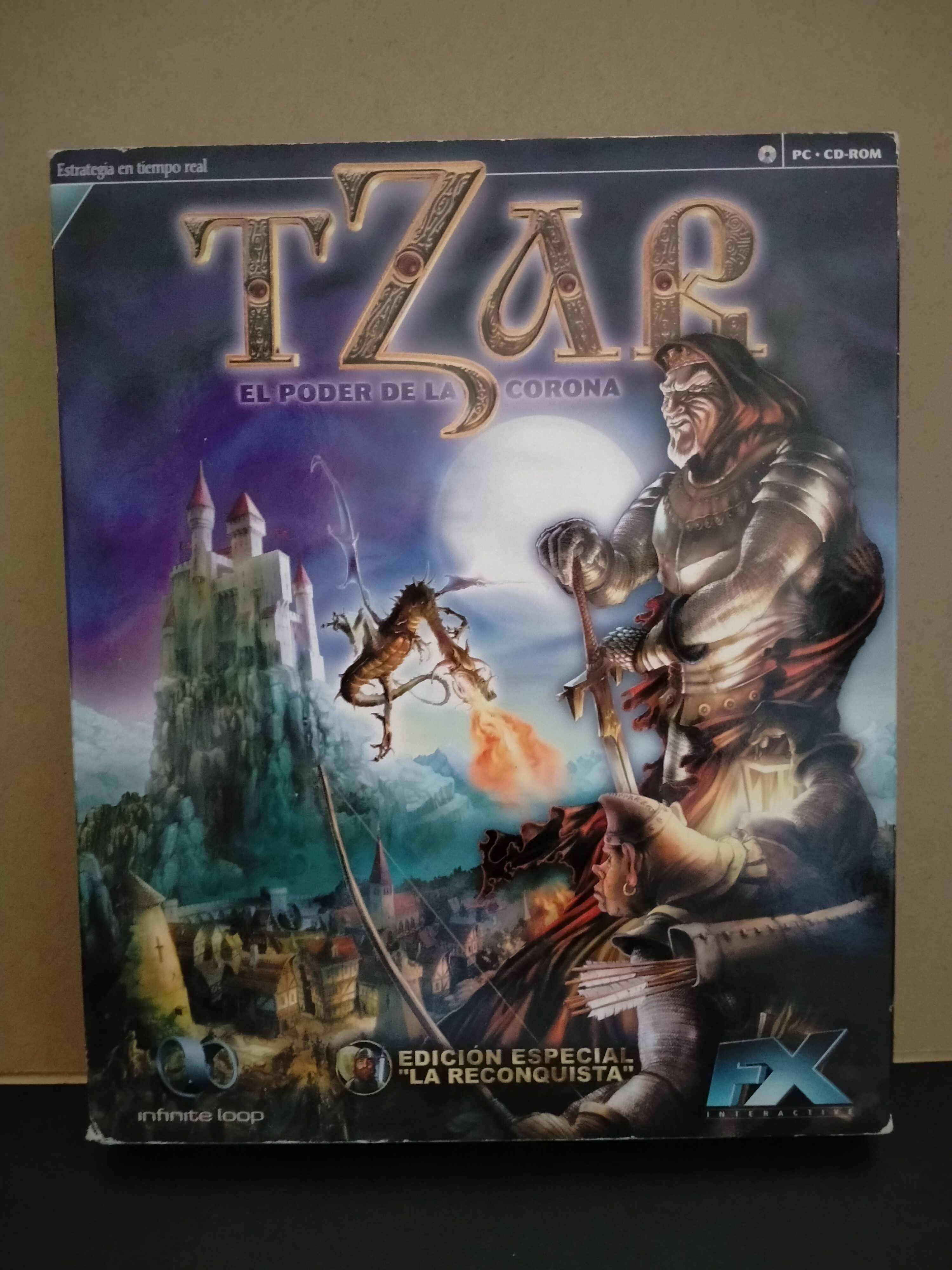 Edición física de Tzar: El Poder de la Corona