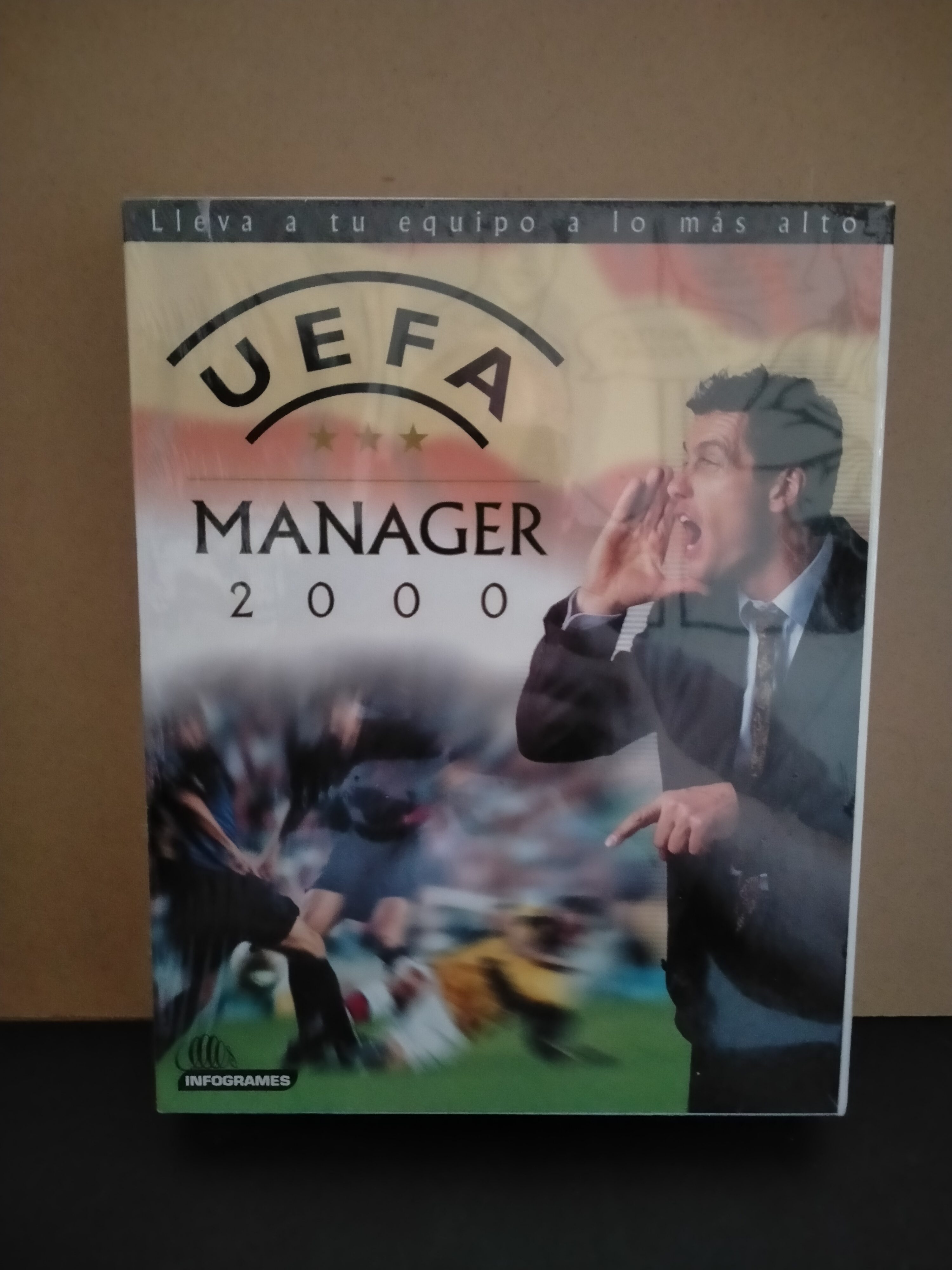 Edición física de UEFA Manager 2000