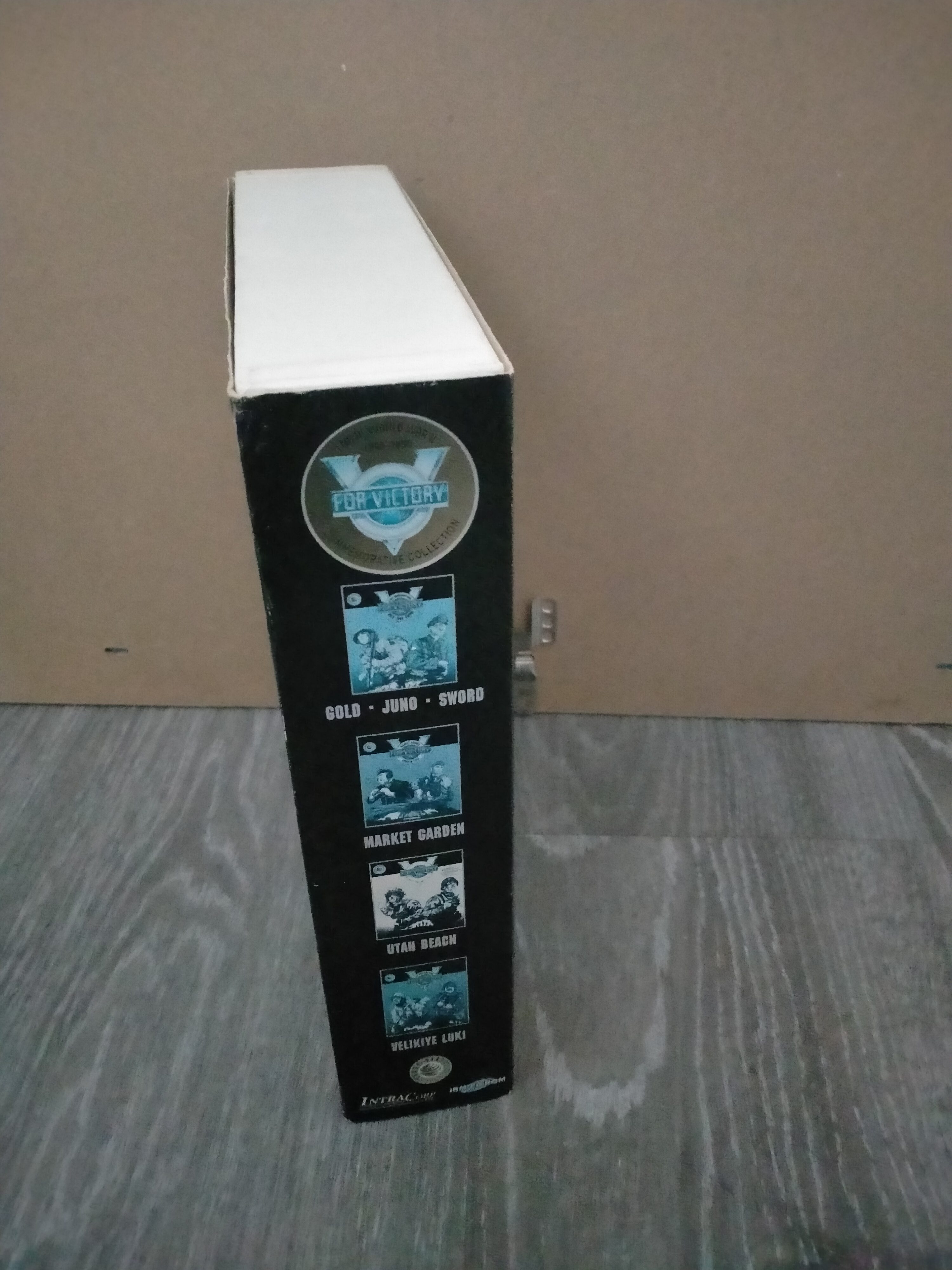 V for Victory: Commemorative Collection