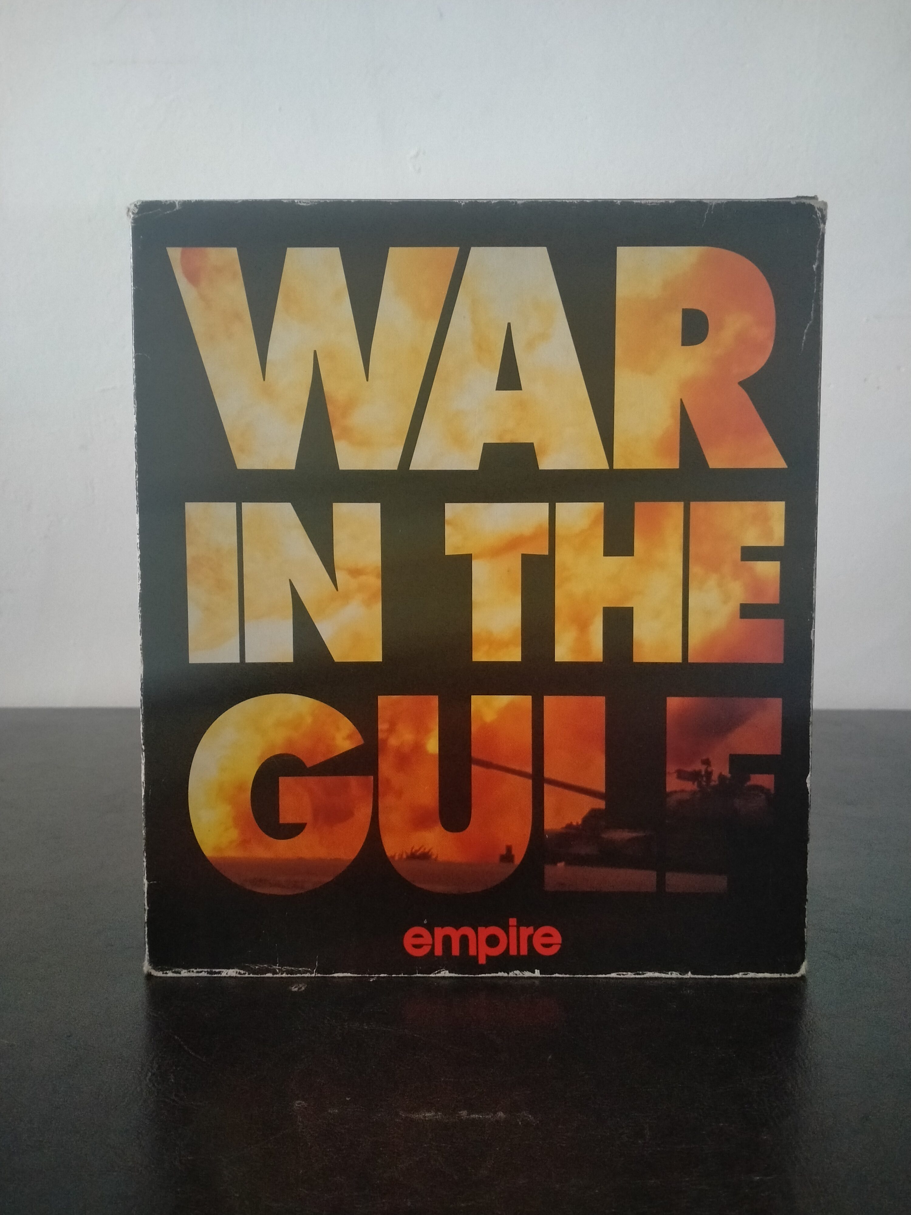Edición física de War in the Gulf